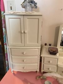 DOLL ARMOIRE 
