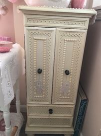 DARLING  JEWELRY ARMOIRE. GREAT FOR JEWELRY AND SCARVES, OR EVEN YOUR DOLL ACCESSORIES. 