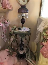 UNIQUE VINTAGE TWO TIER SIDE TABLE WITH MARBLE TOP AND VICTORIAN GRAPE LAMP