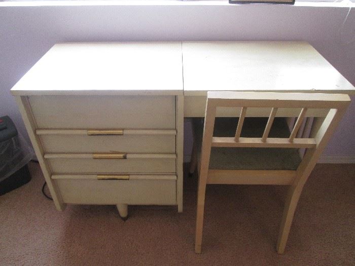 Bedroom Pieces by Harmony House.  Knee Hole Desk