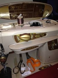Singer sewing machine 