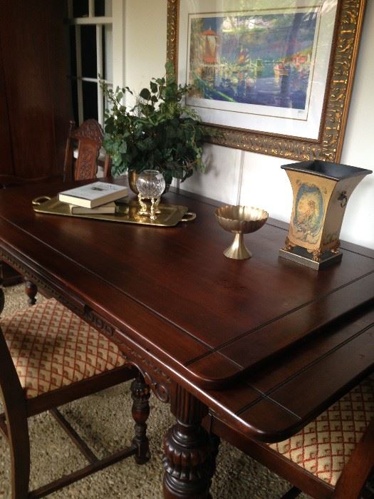 Gorgeous antique draw-leaf table with 10 chairs