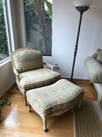 Neutral Bergere chair - standing lamp