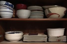 Kitchen ware, china, glassware, cookware & serving pieces