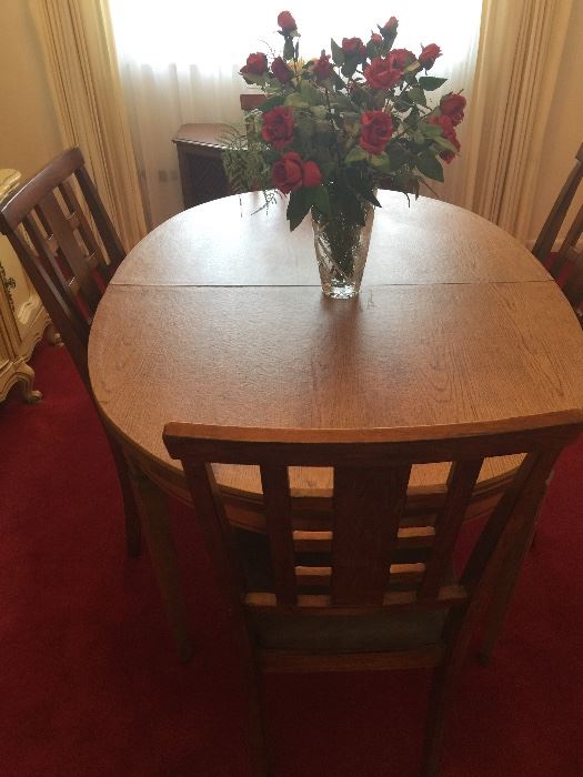 Nice dining room table