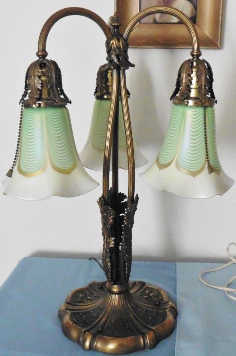 Quezal three light lamp