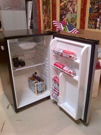 Magic Chef Mini Fridge