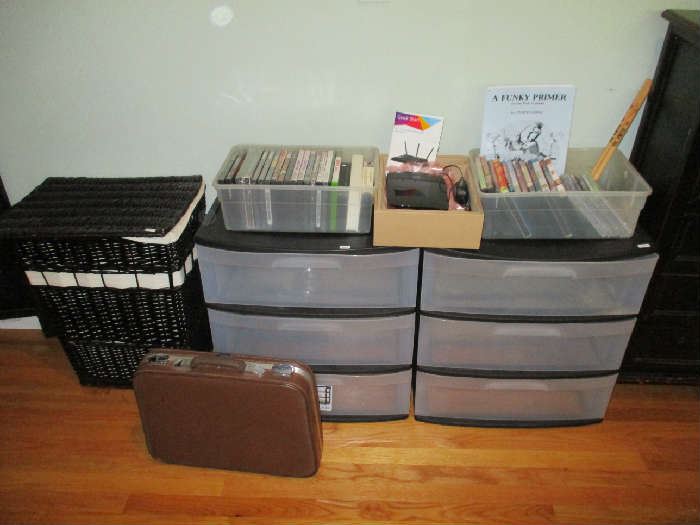 STORAGE CONTAINERS, DVD’S/VIDEO GAMES