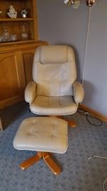 Leather Lounge Chair