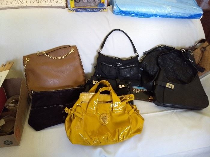 Designer Handbags Coach, Kors, Gucci, Prada