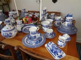 much, much blue willow