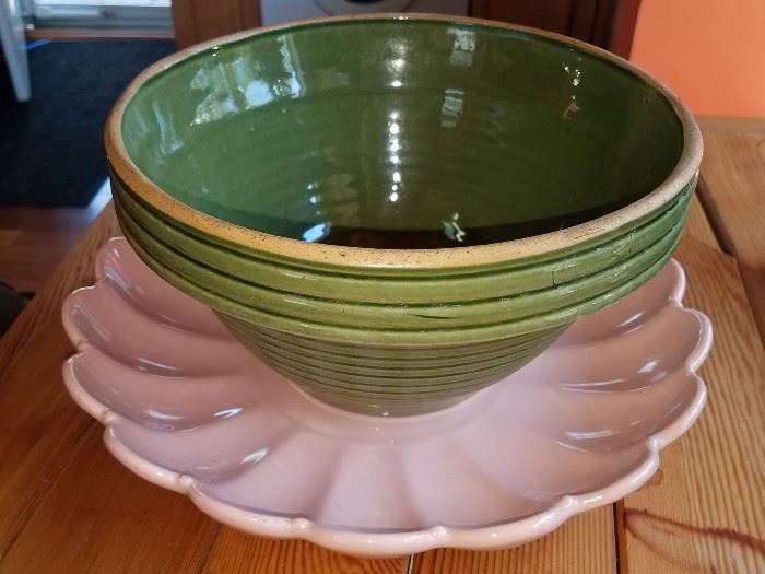 Vintage # 10 Yellow Ware Green Glazed Behive McCoy Mixing Bowl. 