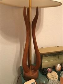 Mid Modern Lamp