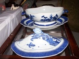 LARGE TUREEN AND LID & PLATTER NO CHIPS NO CRACKS  HANDPAINTED? 