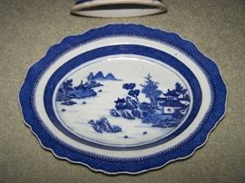 PLATTER NO CHIPS NO CRACKS HANDPAINTED? 