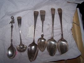 18TH 19TH CENTURY SPOONS