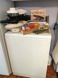 washing machine, small kitchen appliances