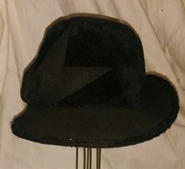 Women's Hat with Bow