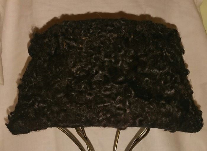 Women's Lambs Wool Hat