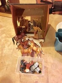 Toy horse barn and accessories