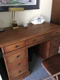 Knee Hole Desk BUY IT NOW $60 Desk Lamp BUY IT NOW $20