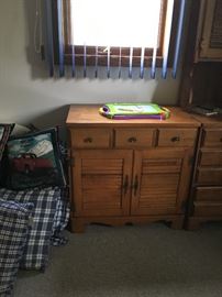 Small Wash stand style nightstand 30L x 18W BUY IT NOW $30