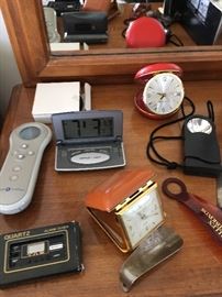 Keeping Time with Paxem, on the go.... Vintage Travel Clocks