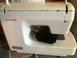 Singer sewing machine 