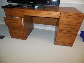 Nice desk
