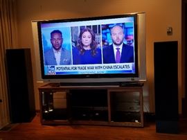 Huge 1080P Sony rear Projection. Picture is perfect !