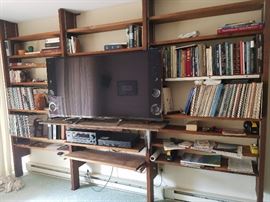 2014 Sony XBR-55X900B  Originally 4000.00 ! The best sound from a stand alone TV with built in Sub Woofer !