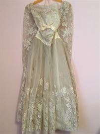 Vintage Wedding Gown, 3 /4 Length