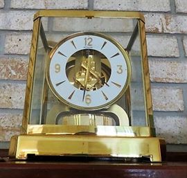 Vintage LeCoultre Atmos Swiss Perpetual Motion Mantle Clock & Manuals