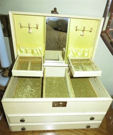 Vintage Leather Lined Felt Jewelry Box