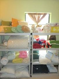 Bed Linens/Pillows