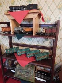 LIONEL TRAIN SETS