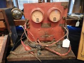1920'S BATTERY CHARGER