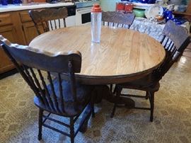 OAK KITCHEN TABLE & CHAIRS