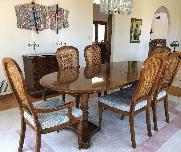 Gorgeous Drexel Dining Table w 2 Leaves and 6 Cane Backed Chairs, Drexel Bar/Buffet