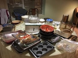 Electric knife Cuisinart food processor baking pans Pyrex and stainless steel jello molds casserole pans etc