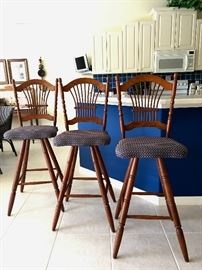 Set of 3 solid wood barstools