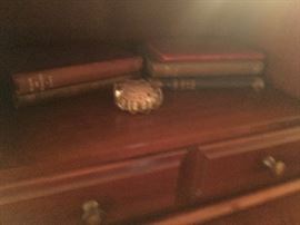  Family Heritage Estate Sales, LLC. New Jersey Estate Sales/ Pennsylvania Estate Sales. 