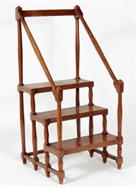 English Walnut Library Steps, 19th C., gently turned rails