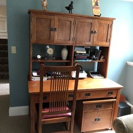Stickley desk and chair