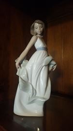 $60 Lladro figurine $60