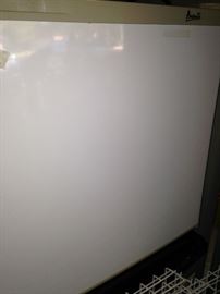 Avanti dorm refrigerator