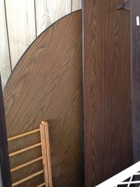 Round and rectangular utility tables