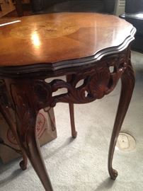 Lovely side table with inlaid wood