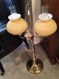 Brass lamp with gold shades