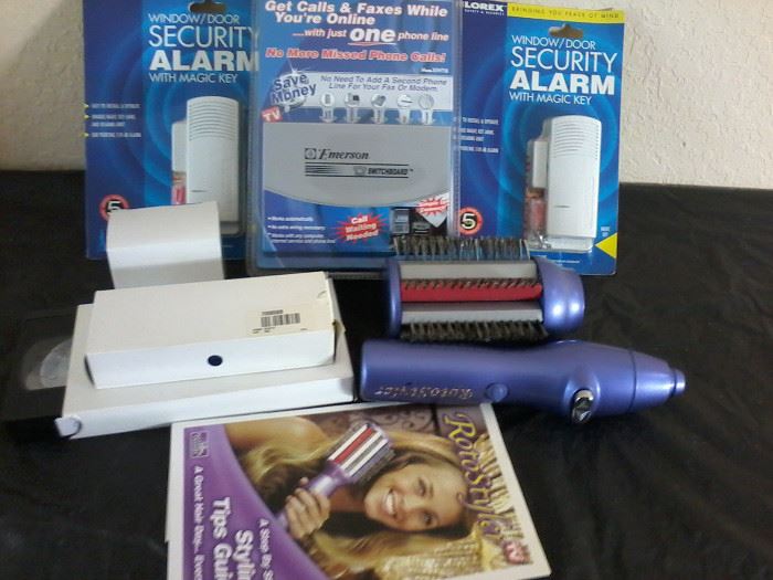 2 Window/Door Alarm, Switchboard, Roto Styling Brush                 http://www.ctonlineauctions.com/detail.asp?id=704373